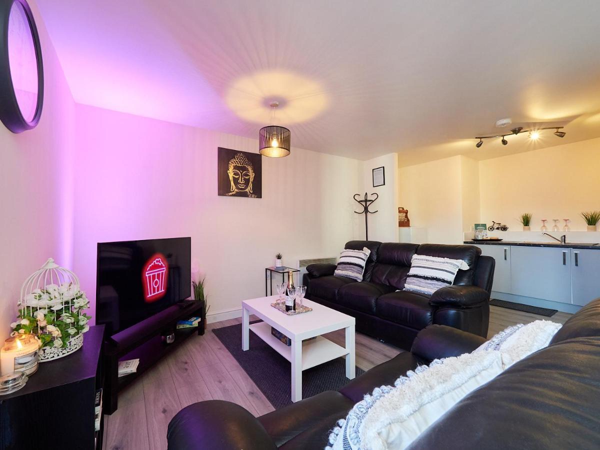 Beauchamp Suite In Coventry City Centre Cv1 For Contractors Professionals Tourists Relocators Students And Family Exteriör bild